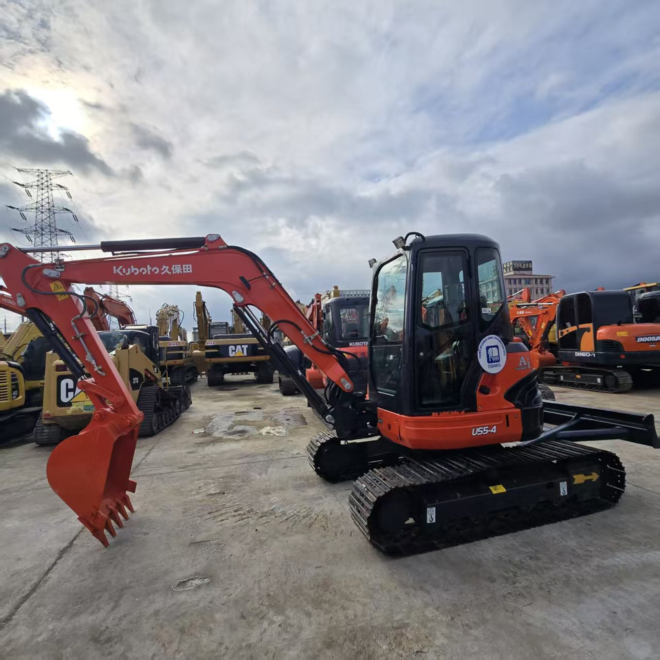 KUBOTA U55-4 - Μίνι εκσκαφέας: φωτογραφία 1 KUBOTA U55-4 - Μίνι εκσκαφέας: φωτογραφία 1