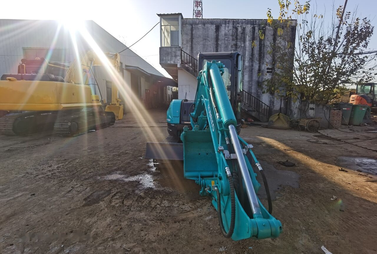 Kobelco SK55 - Μίνι εκσκαφέας: φωτογραφία 5 Kobelco SK55 - Μίνι εκσκαφέας: φωτογραφία 5