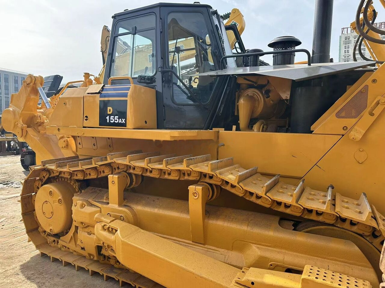 Komatsu D155A-5 - Μπουλντόζα: φωτογραφία 2 Komatsu D155A-5 - Μπουλντόζα: φωτογραφία 2