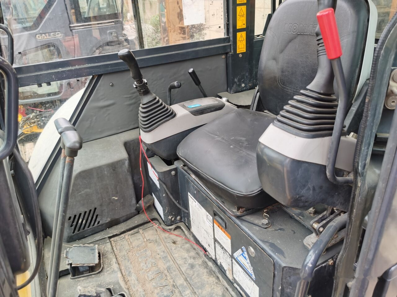 Komatsu PC50MR - Μίνι εκσκαφέας: φωτογραφία 2 Komatsu PC50MR - Μίνι εκσκαφέας: φωτογραφία 2