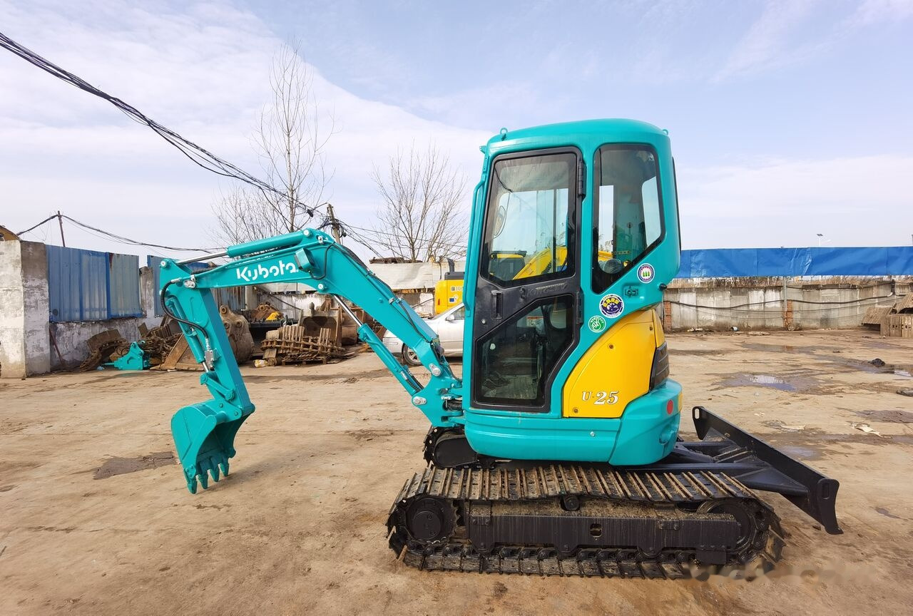 Kubota U25 - Μίνι εκσκαφέας: φωτογραφία 3 Kubota U25 - Μίνι εκσκαφέας: φωτογραφία 3
