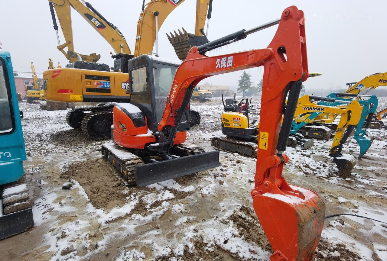 Kubota U35 - Μίνι εκσκαφέας: φωτογραφία 4 Kubota U35 - Μίνι εκσκαφέας: φωτογραφία 4