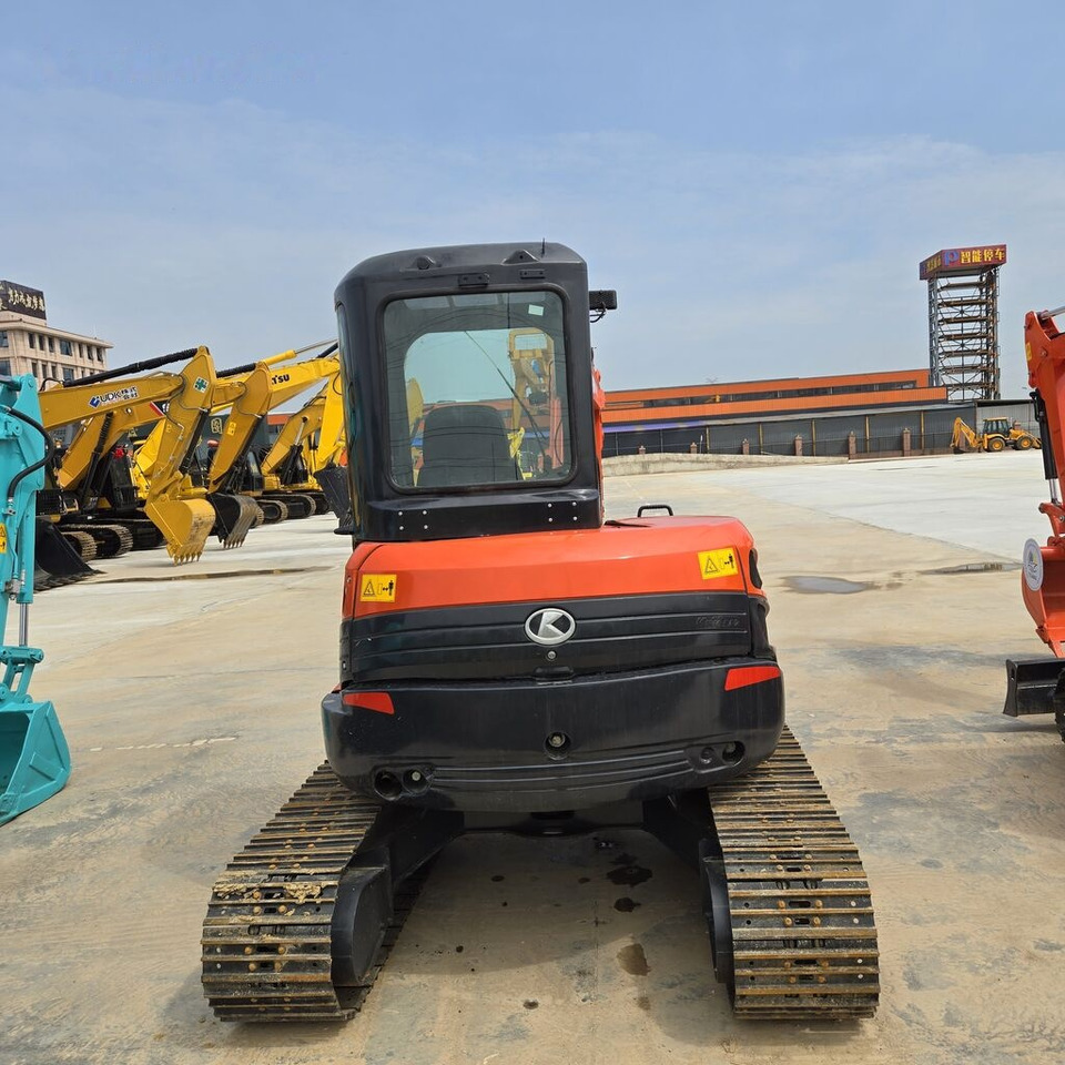 Kubota U55 - Μίνι εκσκαφέας: φωτογραφία 2 Kubota U55 - Μίνι εκσκαφέας: φωτογραφία 2
