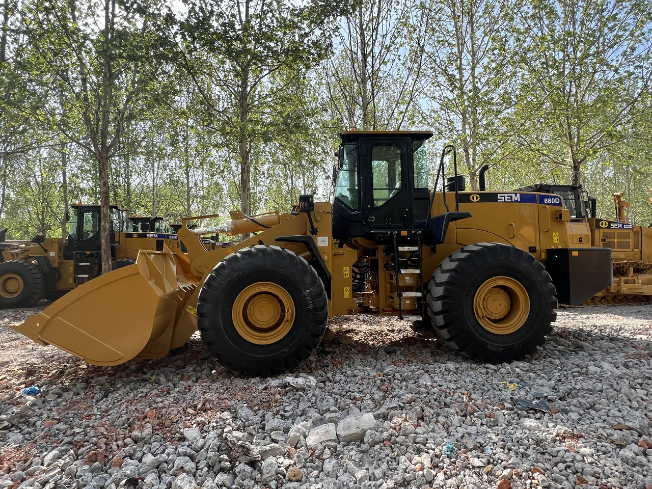 SEM SEM660D - Ελαστιχοφόρος φορτωτής: φωτογραφία 4 SEM SEM660D - Ελαστιχοφόρος φορτωτής: φωτογραφία 4