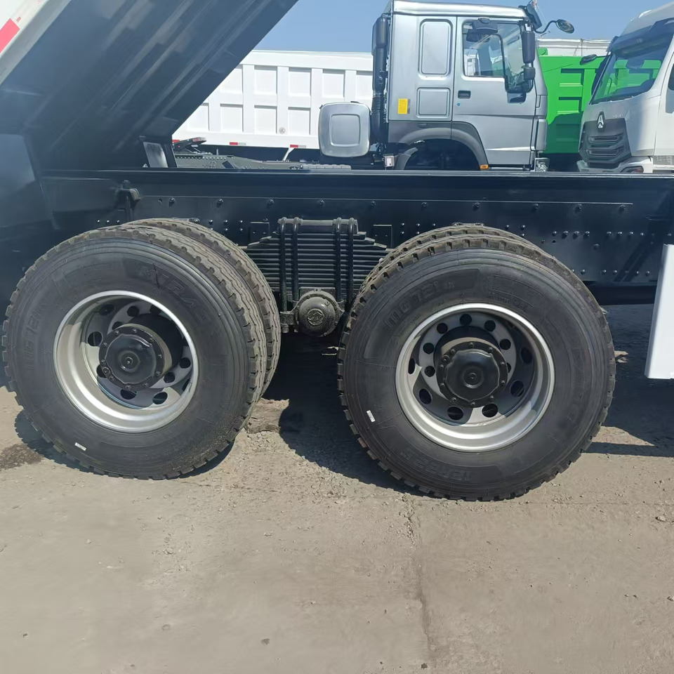 SHACMAN F3000 - Φορτηγό ανατρεπόμενο: φωτογραφία 3 SHACMAN F3000 - Φορτηγό ανατρεπόμενο: φωτογραφία 3