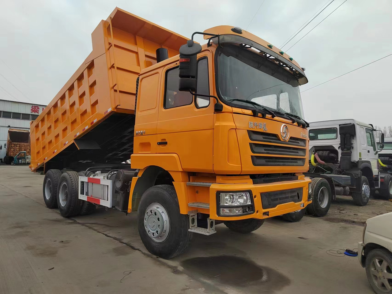 SHACMAN F3000 - Φορτηγό ανατρεπόμενο: φωτογραφία 1 SHACMAN F3000 - Φορτηγό ανατρεπόμενο: φωτογραφία 1