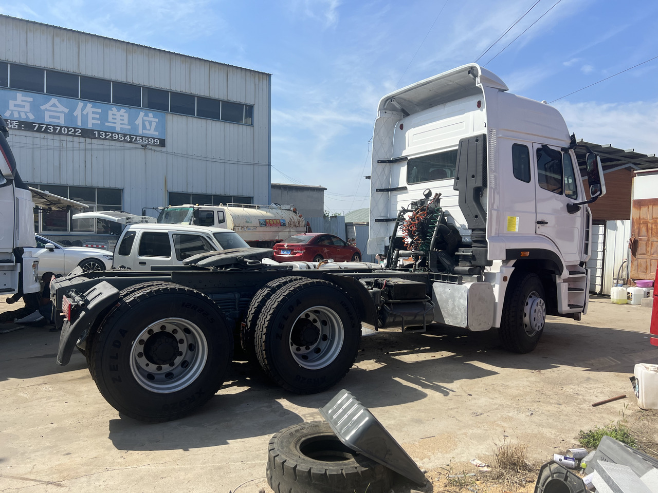Τράκτορας SINOTRUK HOWO trailer head: φωτογραφία 6