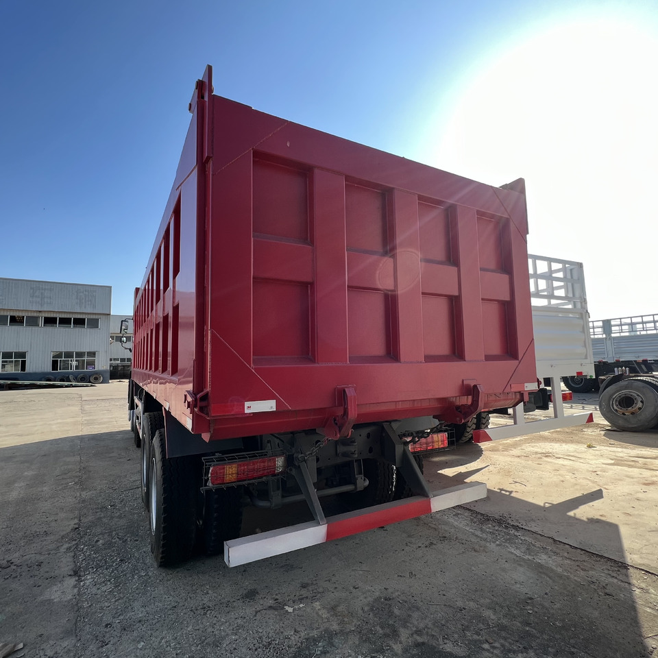 SINOTRUK HOWO - Φορτηγό ανατρεπόμενο: φωτογραφία 1 SINOTRUK HOWO - Φορτηγό ανατρεπόμενο: φωτογραφία 1