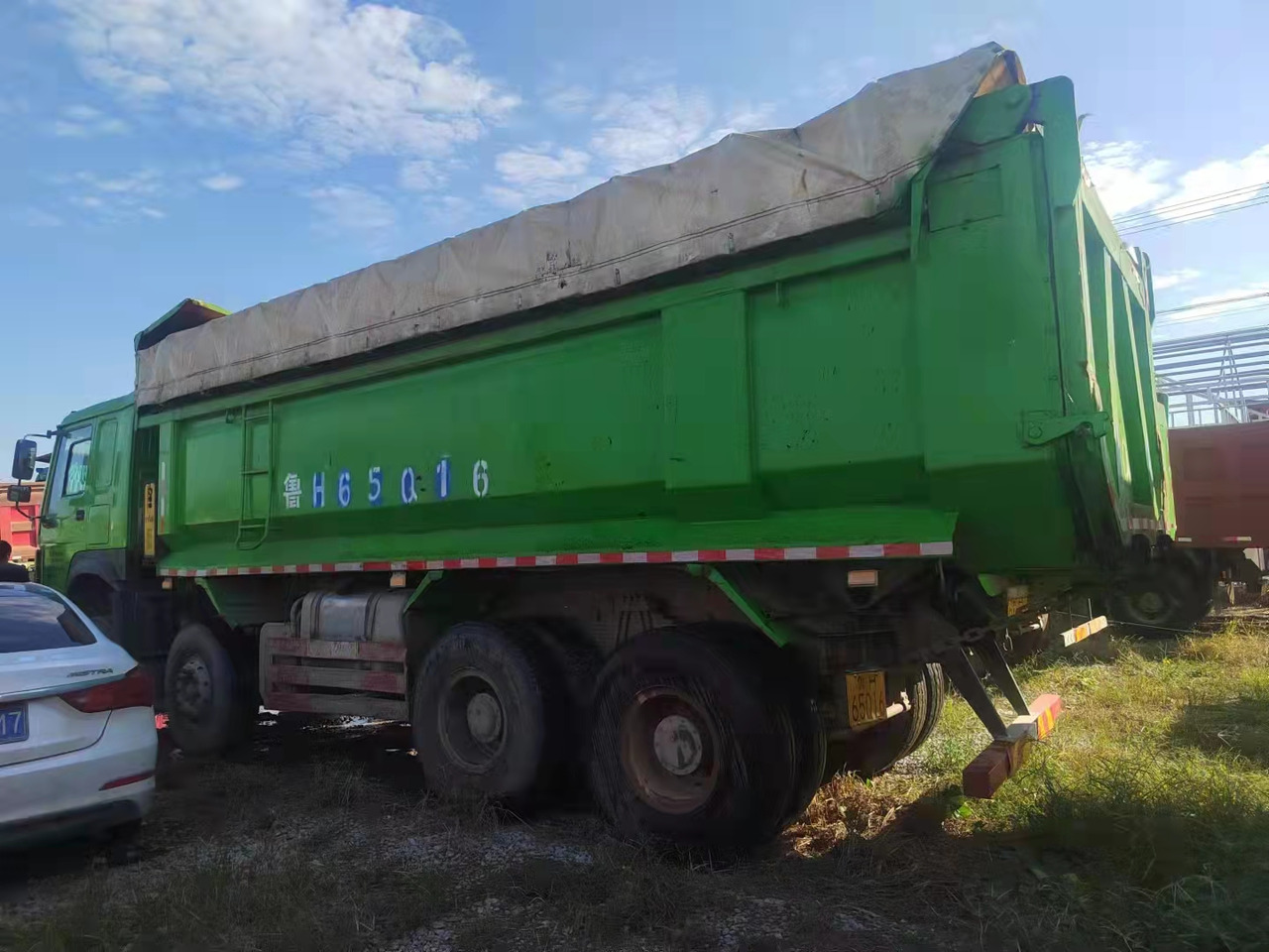 Φορτηγό κόφα SINOTRUK HOWO: φωτογραφία 6