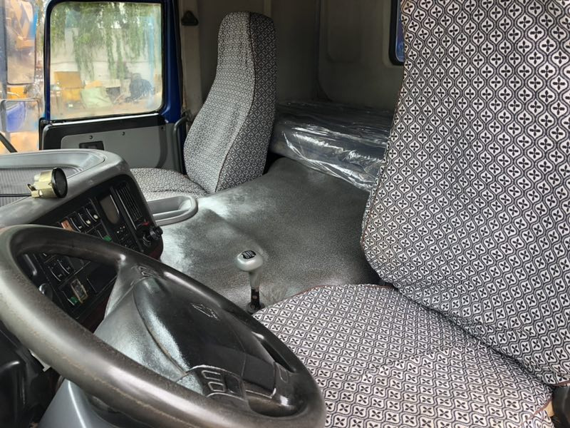 SINOTRUK HOWO - Φορτηγό ανατρεπόμενο: φωτογραφία 5 SINOTRUK HOWO - Φορτηγό ανατρεπόμενο: φωτογραφία 5