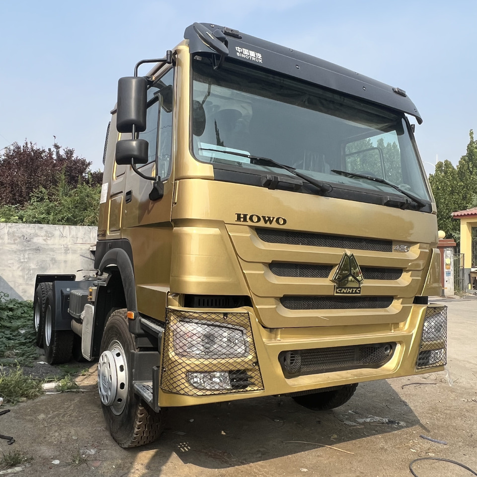 SINOTRUK HOWO - Τράκτορας: φωτογραφία 1 SINOTRUK HOWO - Τράκτορας: φωτογραφία 1