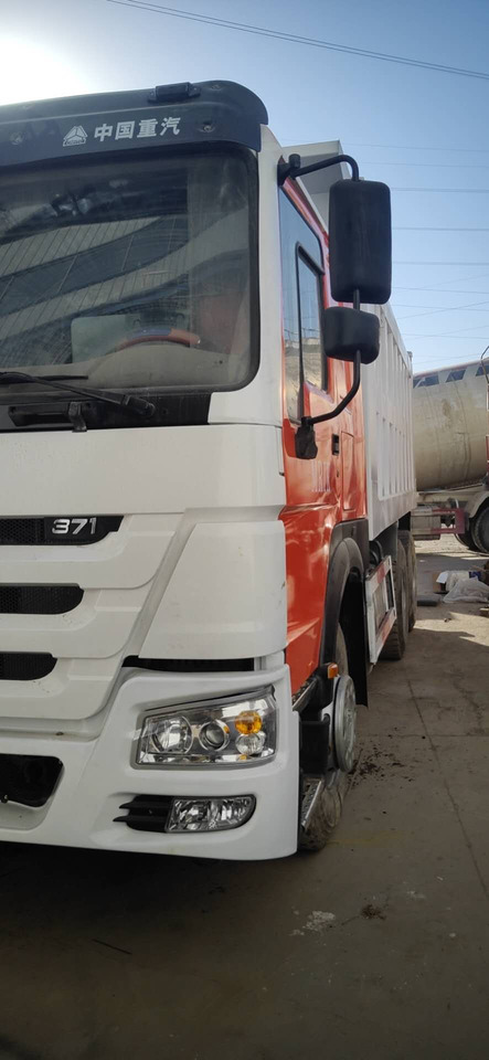 SINOTRUK HOWO - Φορτηγό ανατρεπόμενο: φωτογραφία 5 SINOTRUK HOWO - Φορτηγό ανατρεπόμενο: φωτογραφία 5