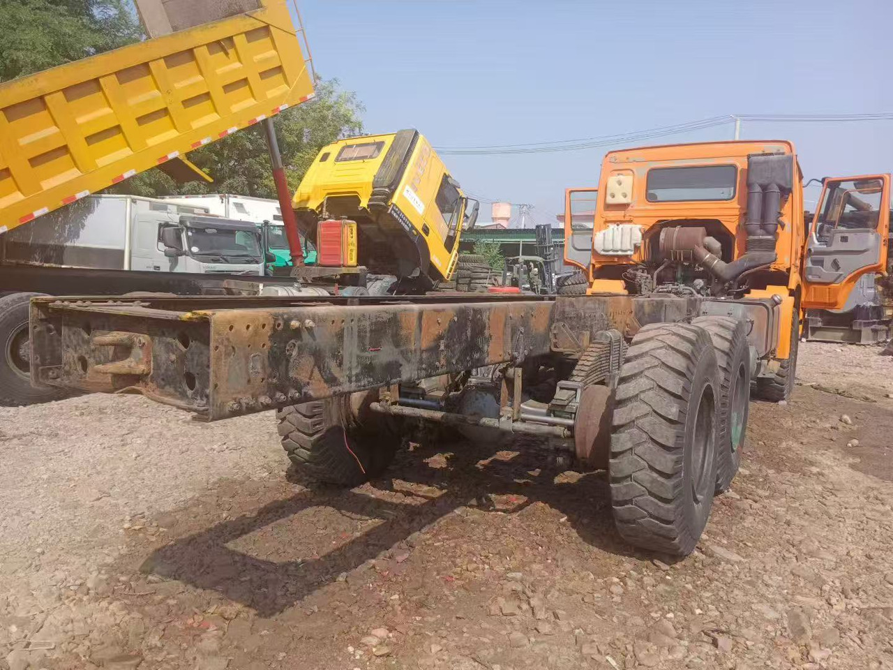 SINOTRUK HOWO - Τράκτορας: φωτογραφία 5 SINOTRUK HOWO - Τράκτορας: φωτογραφία 5