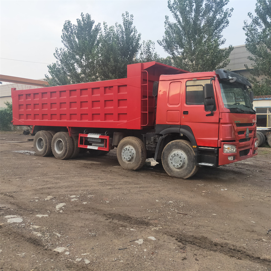 SINOTRUK HOWO - Φορτηγό ανατρεπόμενο: φωτογραφία 3 SINOTRUK HOWO - Φορτηγό ανατρεπόμενο: φωτογραφία 3