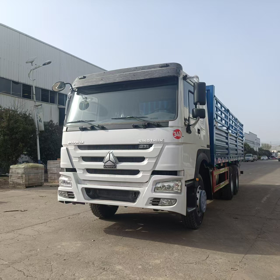 SINOTRUK HOWO - Φορτηγό: φωτογραφία 2 SINOTRUK HOWO - Φορτηγό: φωτογραφία 2