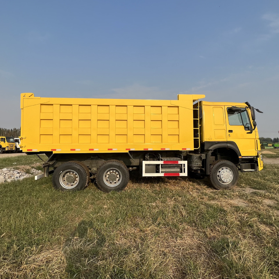 SINOTRUK HOWO - Φορτηγό ανατρεπόμενο: φωτογραφία 3 SINOTRUK HOWO - Φορτηγό ανατρεπόμενο: φωτογραφία 3