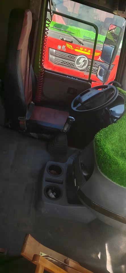 Φορτηγό κόφα SINOTRUK HOWO: φωτογραφία 8