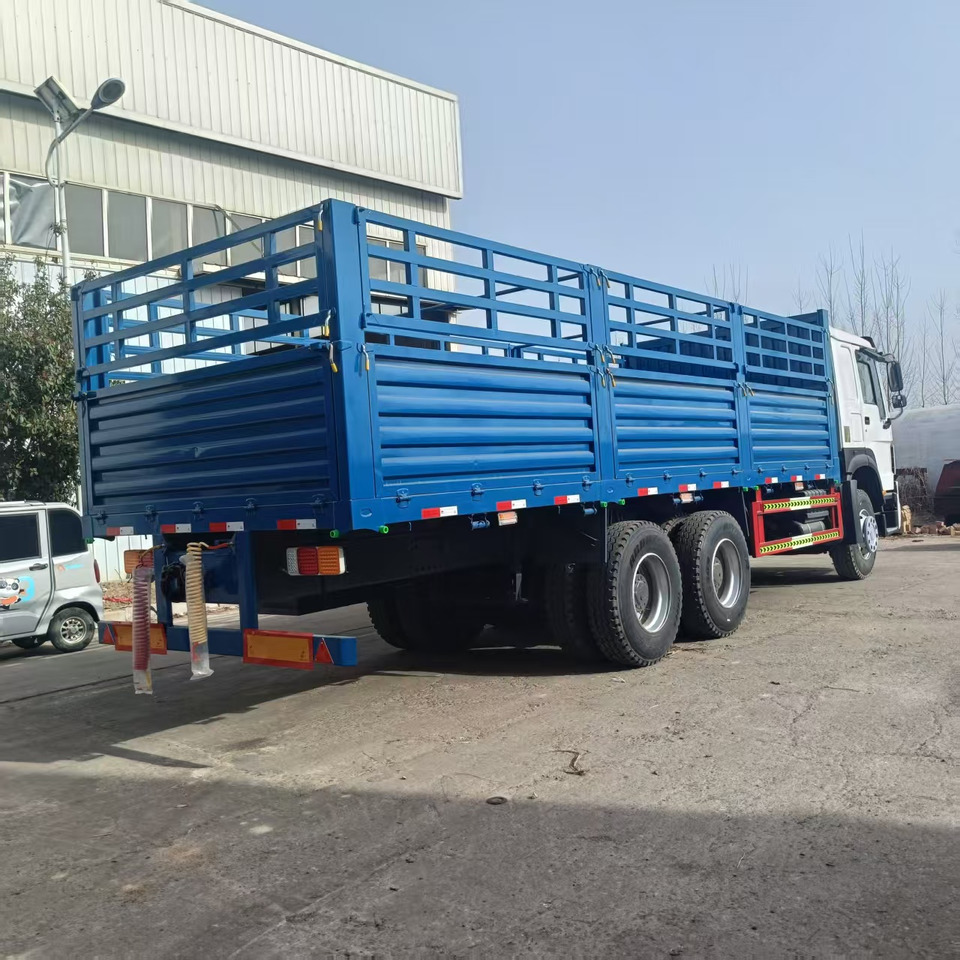 SINOTRUK HOWO - Φορτηγό: φωτογραφία 5 SINOTRUK HOWO - Φορτηγό: φωτογραφία 5