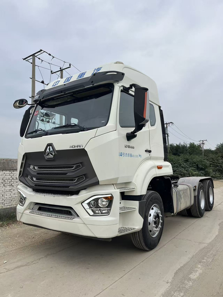 SINOTRUK Haohan - Τράκτορας: φωτογραφία 1 SINOTRUK Haohan - Τράκτορας: φωτογραφία 1