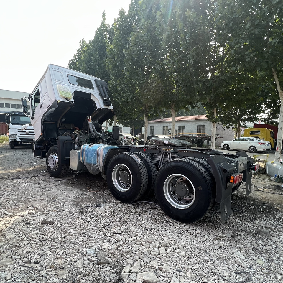 SINOTRUK Howo tractor head - Τράκτορας: φωτογραφία 4 SINOTRUK Howo tractor head - Τράκτορας: φωτογραφία 4