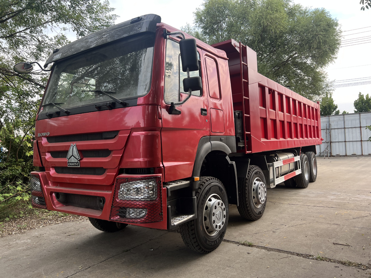 SINOTRUK Howo - Φορτηγό ανατρεπόμενο: φωτογραφία 2 SINOTRUK Howo - Φορτηγό ανατρεπόμενο: φωτογραφία 2