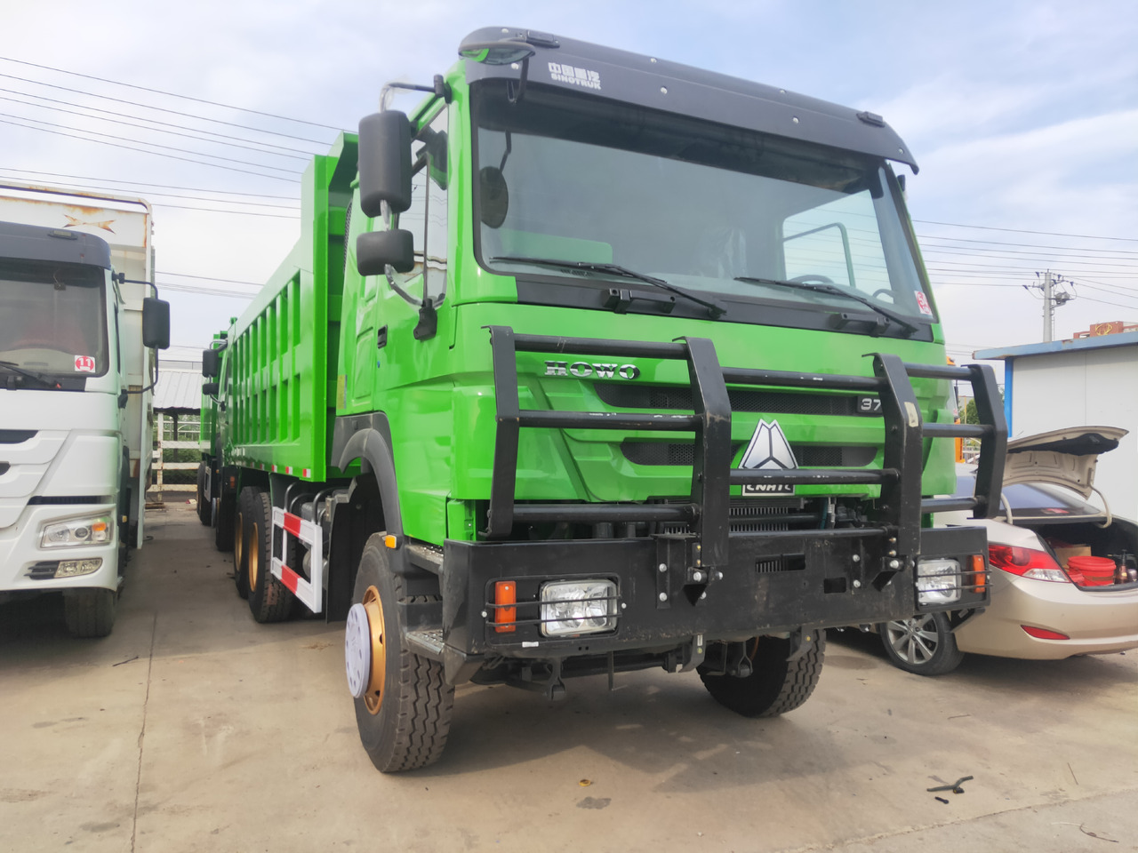 SINOTRUK Howo - Φορτηγό ανατρεπόμενο: φωτογραφία 4 SINOTRUK Howo - Φορτηγό ανατρεπόμενο: φωτογραφία 4