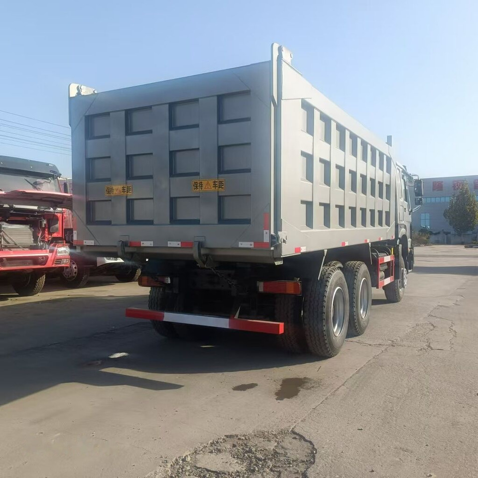 Sinotruk Howo 6*4 - Φορτηγό ανατρεπόμενο: φωτογραφία 5 Sinotruk Howo 6*4 - Φορτηγό ανατρεπόμενο: φωτογραφία 5