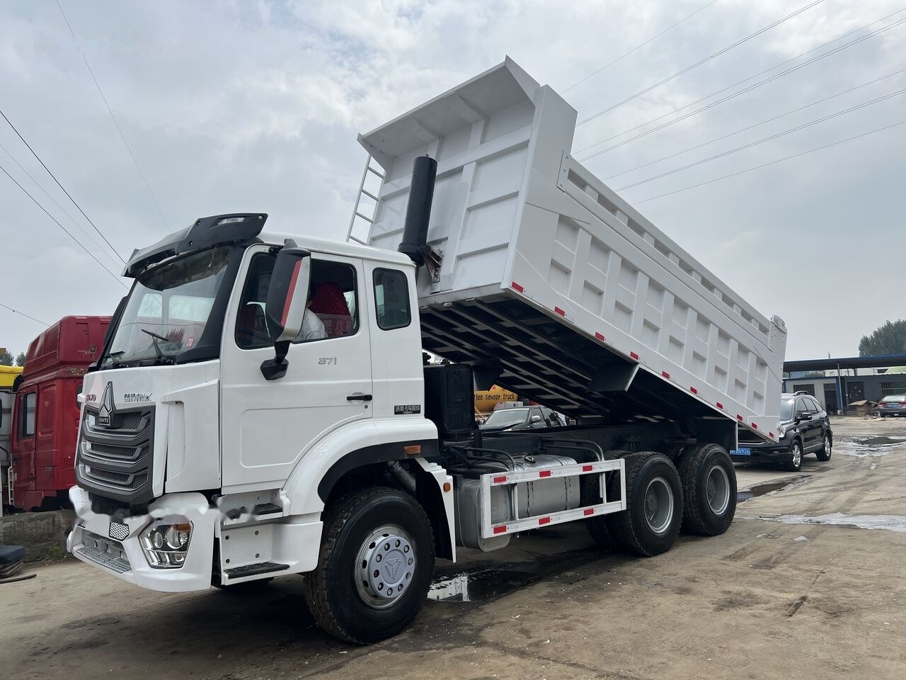 Sinotruk Howo - Φορτηγό ανατρεπόμενο: φωτογραφία 1 Sinotruk Howo - Φορτηγό ανατρεπόμενο: φωτογραφία 1