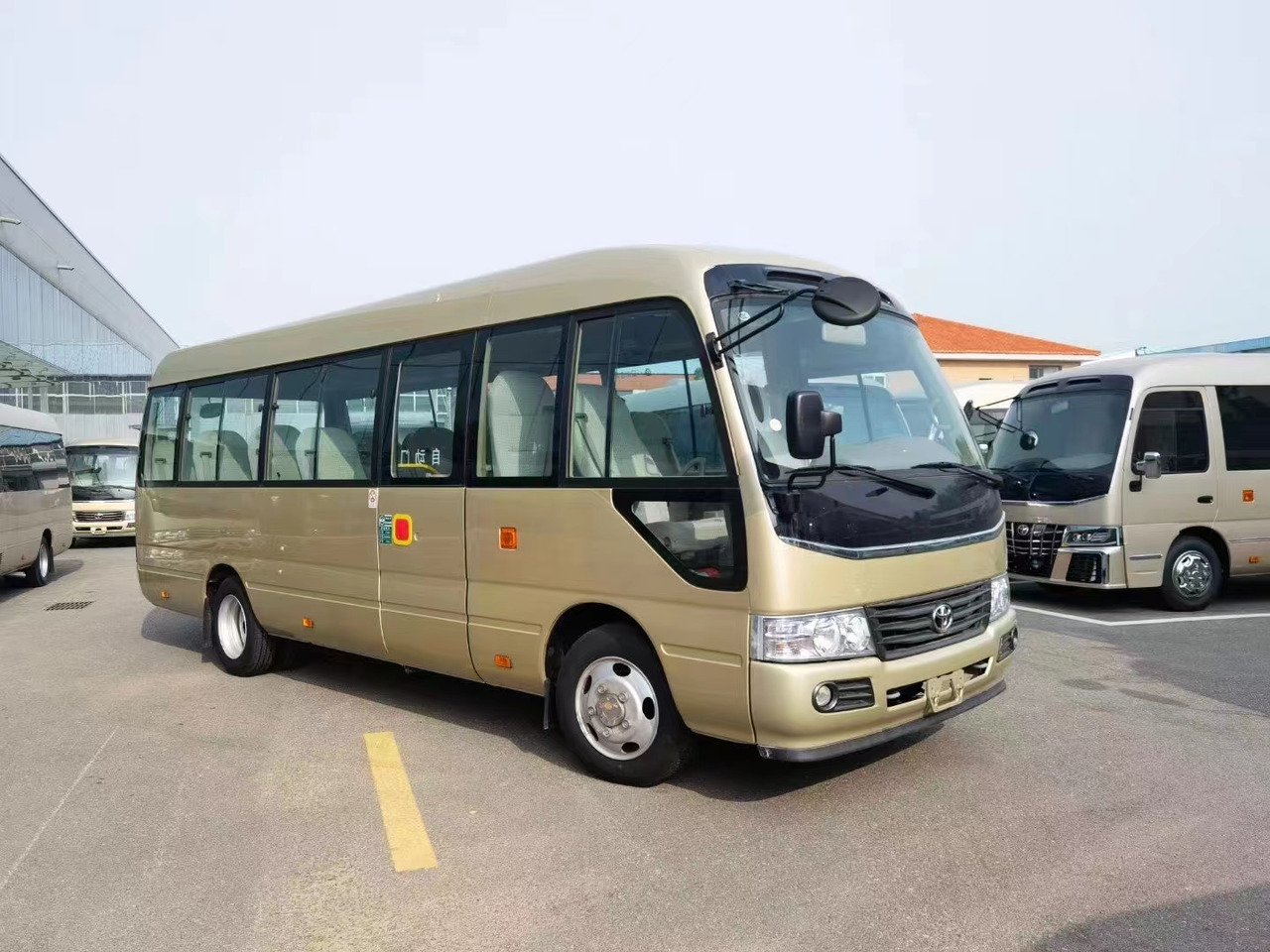 TOYOTA COASTER - Λεωφορείο: φωτογραφία 1 TOYOTA COASTER - Λεωφορείο: φωτογραφία 1