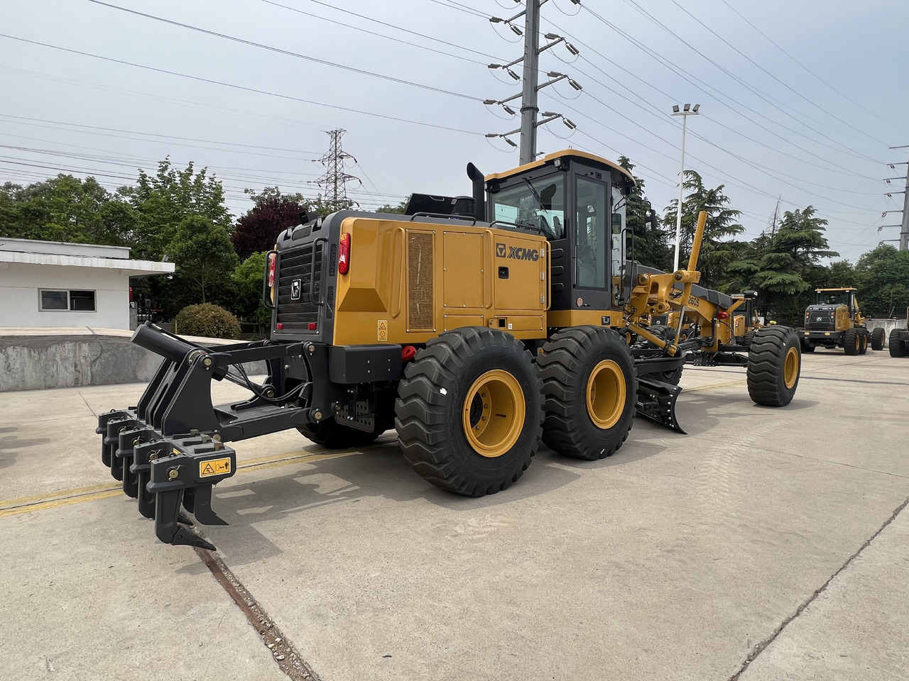 XCMG GR2605 - Γκρέιντερ: φωτογραφία 1 XCMG GR2605 - Γκρέιντερ: φωτογραφία 1