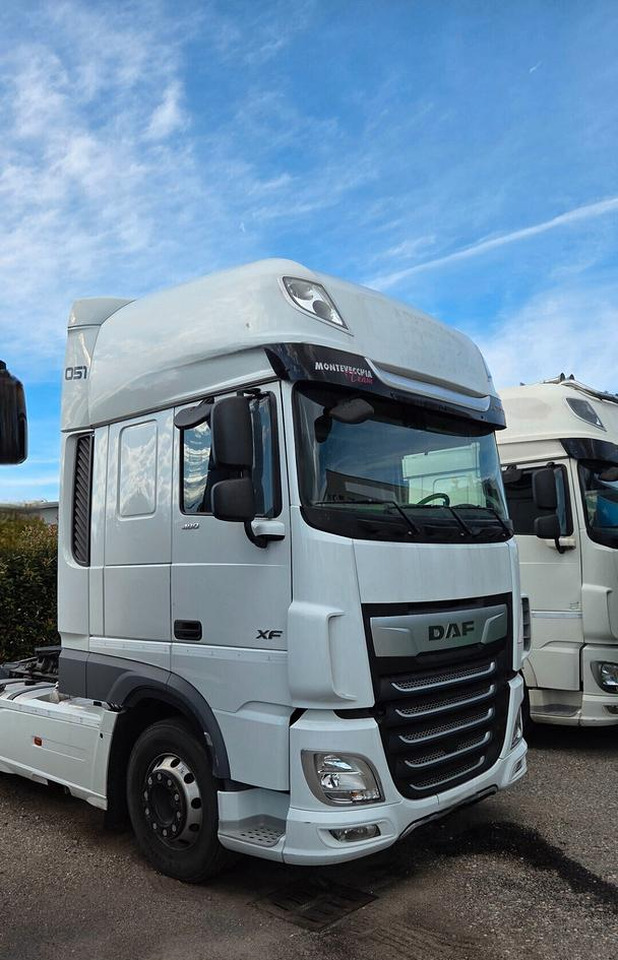Cabina DAF XF 480/510 Super Space Cab Euro 6 - Άλλα μηχανήματα: φωτογραφία 2 Cabina DAF XF 480/510 Super Space Cab Euro 6 - Άλλα μηχανήματα: φωτογραφία 2