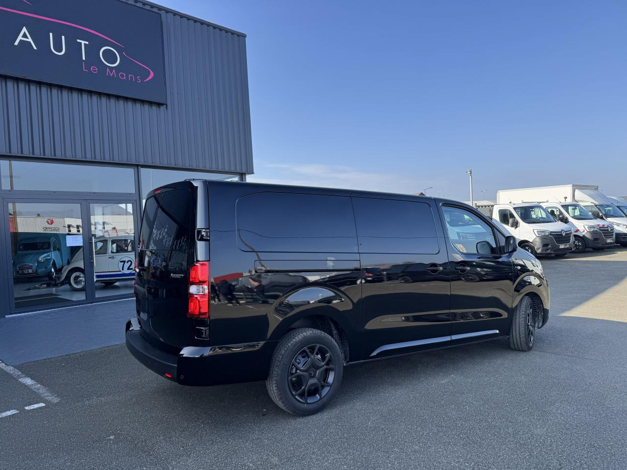 CITROEN Jumpy M 2.0 BlueHDi - 180 S&S - BV EAT8 III FOURGON . PHASE 2 - Βαν: φωτογραφία 5 CITROEN Jumpy M 2.0 BlueHDi - 180 S&S - BV EAT8 III FOURGON . PHASE 2 - Βαν: φωτογραφία 5