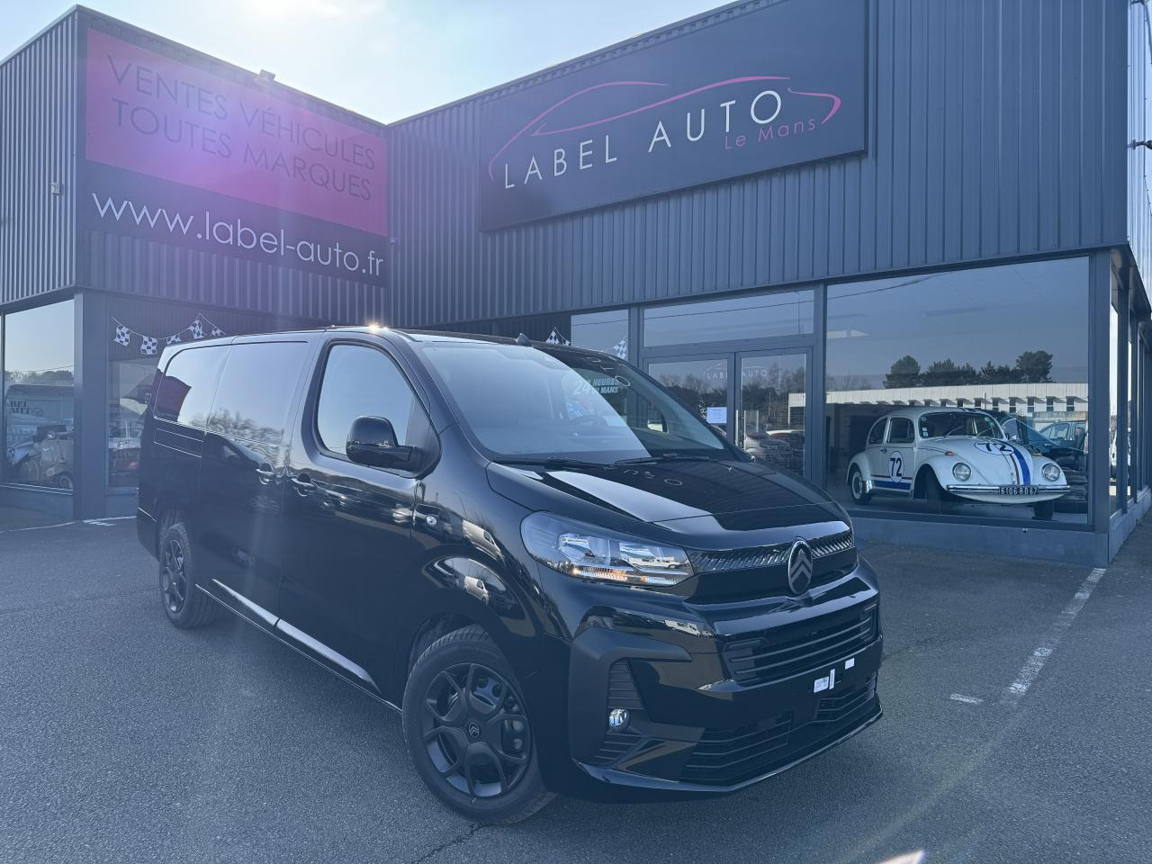 CITROEN Jumpy M 2.0 BlueHDi - 180 S&S - BV EAT8 III FOURGON . PHASE 2 - Βαν: φωτογραφία 1 CITROEN Jumpy M 2.0 BlueHDi - 180 S&S - BV EAT8 III FOURGON . PHASE 2 - Βαν: φωτογραφία 1