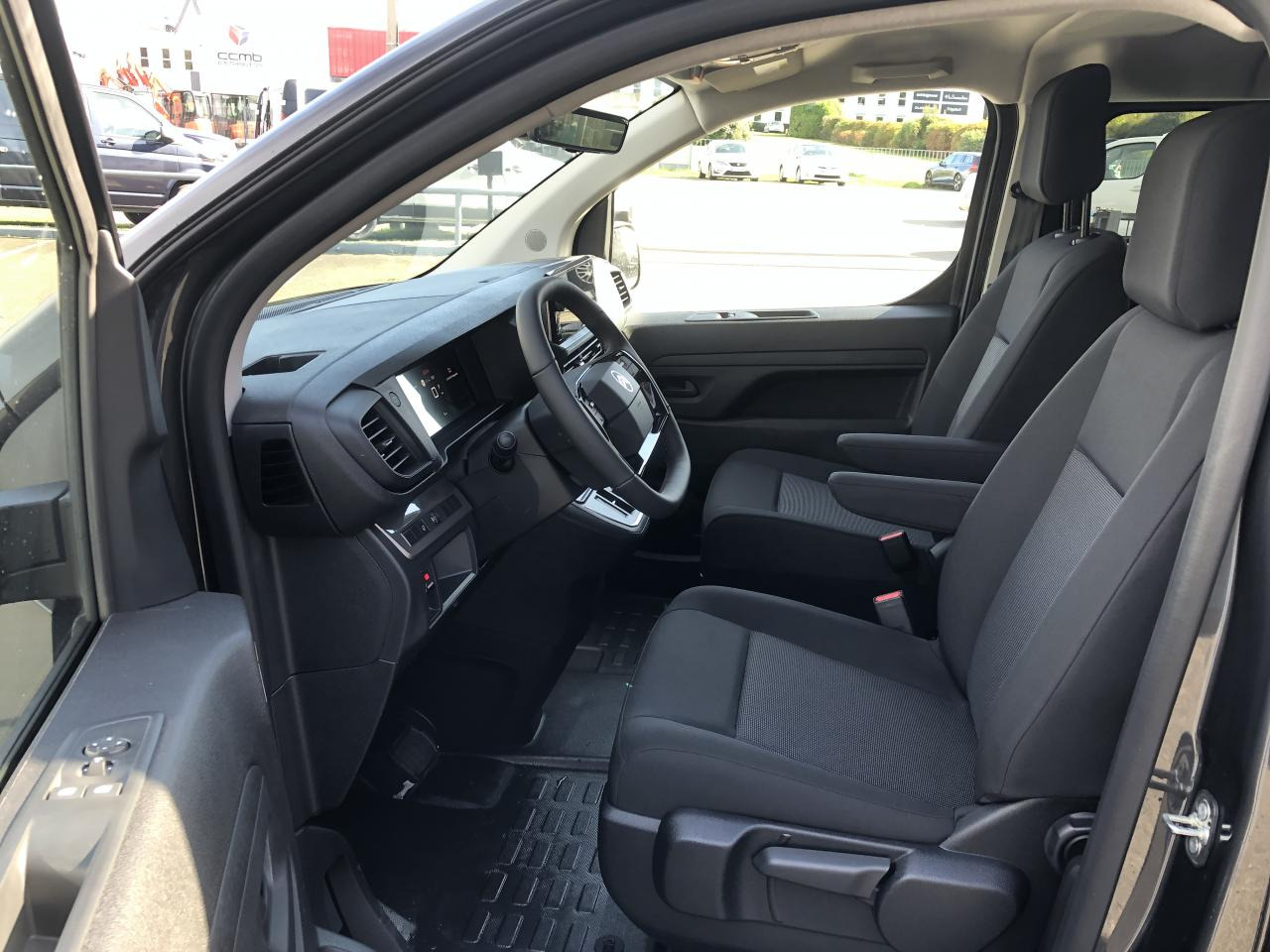 CITROEN Jumpy XL 2.0 BlueHDi - 180 S&S - BV EAT8 III CABINE APPROFONDIE Cabine approfondie Fixe PHASE 2 - Βαν: φωτογραφία 5 CITROEN Jumpy XL 2.0 BlueHDi - 180 S&S - BV EAT8 III CABINE APPROFONDIE Cabine approfondie Fixe PHASE 2 - Βαν: φωτογραφία 5