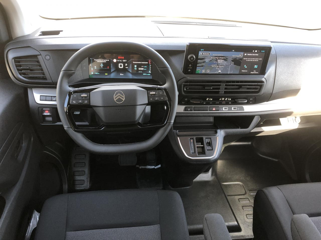 CITROEN Jumpy XL 2.0 BlueHDi - 180 S&S - BV EAT8 III CABINE APPROFONDIE Cabine approfondie Fixe PHASE 2 - Βαν: φωτογραφία 4 CITROEN Jumpy XL 2.0 BlueHDi - 180 S&S - BV EAT8 III CABINE APPROFONDIE Cabine approfondie Fixe PHASE 2 - Βαν: φωτογραφία 4