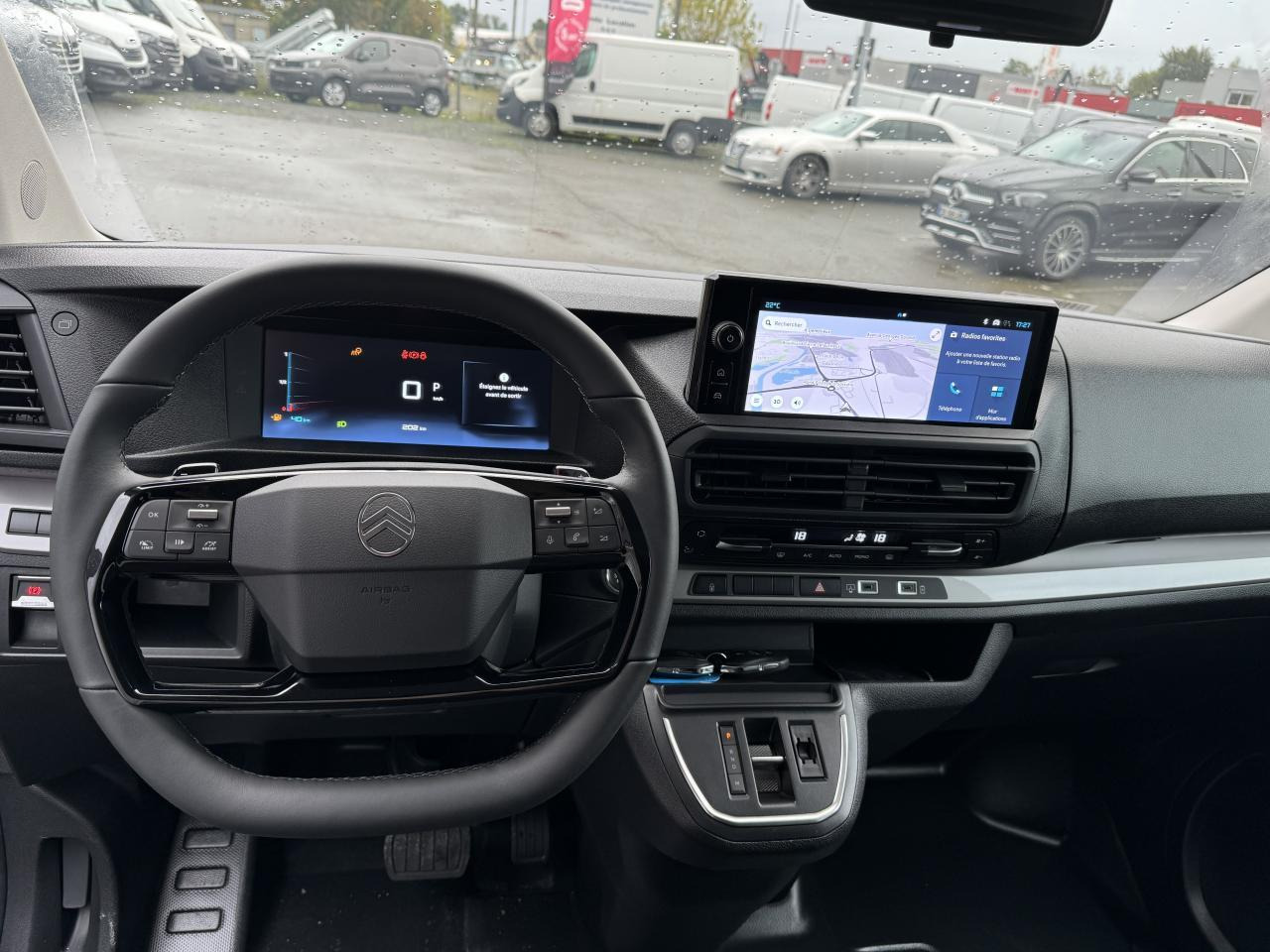 Citroen Jumpy M 2.0 BLUEHDI 180CH S&S CABINE APPROFONDIE FIXE EAT8 - Διπλοκάμπινο ελαφρύ επαγγελματικό: φωτογραφία 3 Citroen Jumpy M 2.0 BLUEHDI 180CH S&S CABINE APPROFONDIE FIXE EAT8 - Διπλοκάμπινο ελαφρύ επαγγελματικό: φωτογραφία 3