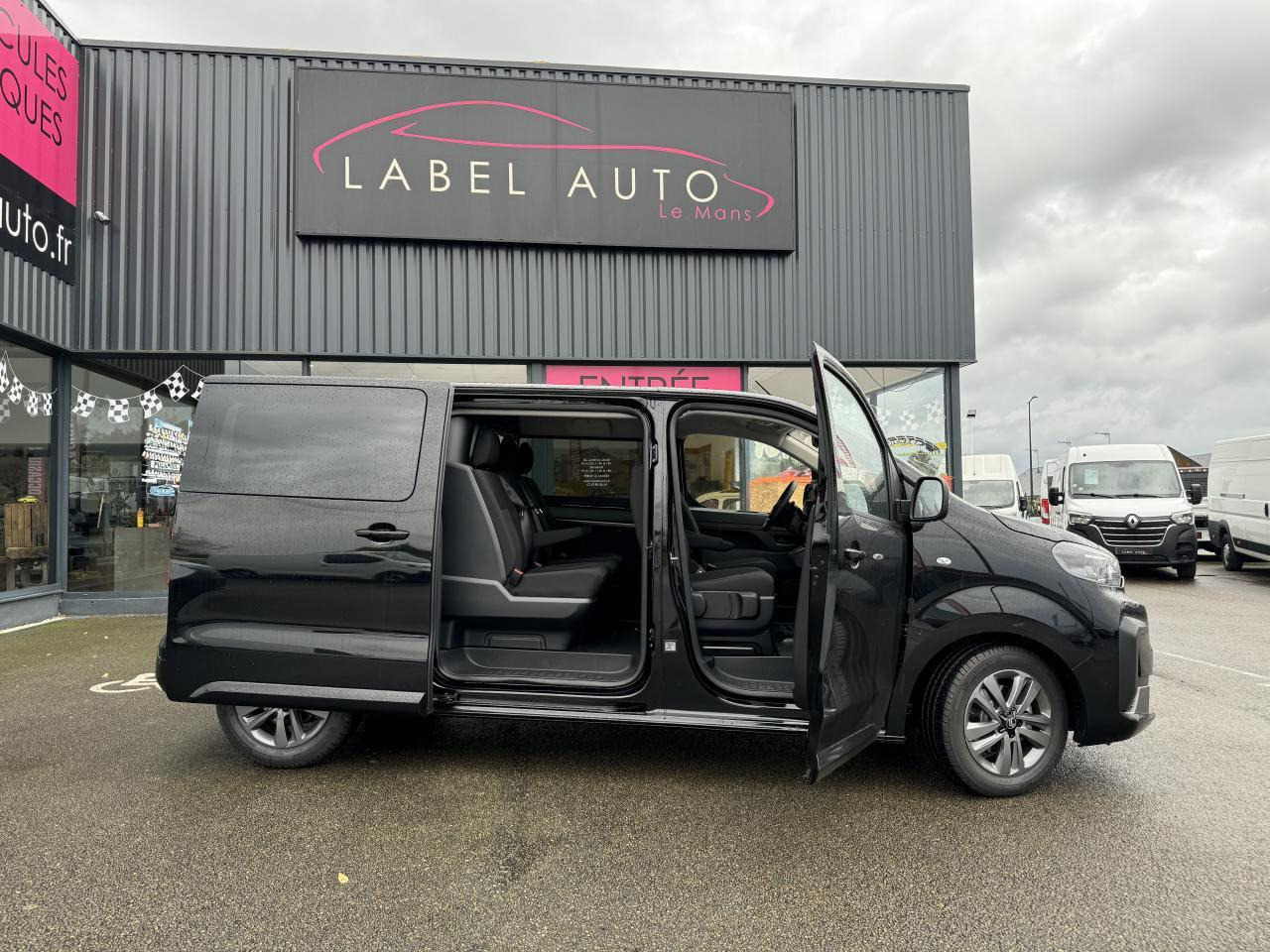 Citroen Jumpy M 2.0 BLUEHDI 180CH S&S CABINE APPROFONDIE FIXE EAT8 - Διπλοκάμπινο ελαφρύ επαγγελματικό: φωτογραφία 1 Citroen Jumpy M 2.0 BLUEHDI 180CH S&S CABINE APPROFONDIE FIXE EAT8 - Διπλοκάμπινο ελαφρύ επαγγελματικό: φωτογραφία 1