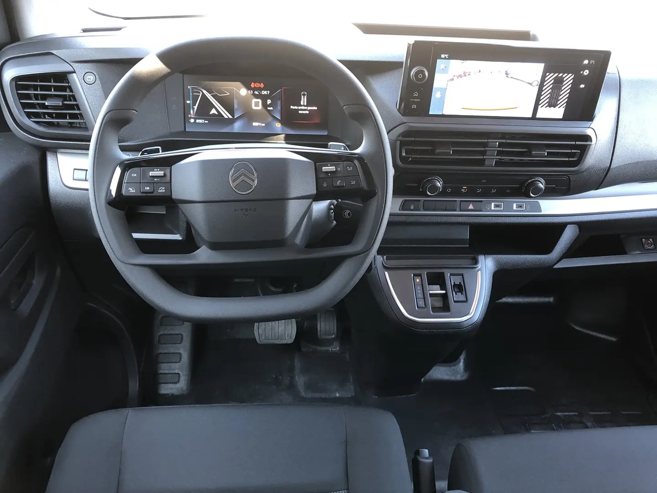 Citroen Jumpy XL 2.0 BLUEHDI 180CH S&S CABINE APPROFONDIE FIXE PACK PREMIUM CONNECT EAT8 - Διπλοκάμπινο ελαφρύ επαγγελματικό: φωτογραφία 4 Citroen Jumpy XL 2.0 BLUEHDI 180CH S&S CABINE APPROFONDIE FIXE PACK PREMIUM CONNECT EAT8 - Διπλοκάμπινο ελαφρύ επαγγελματικό: φωτογραφία 4