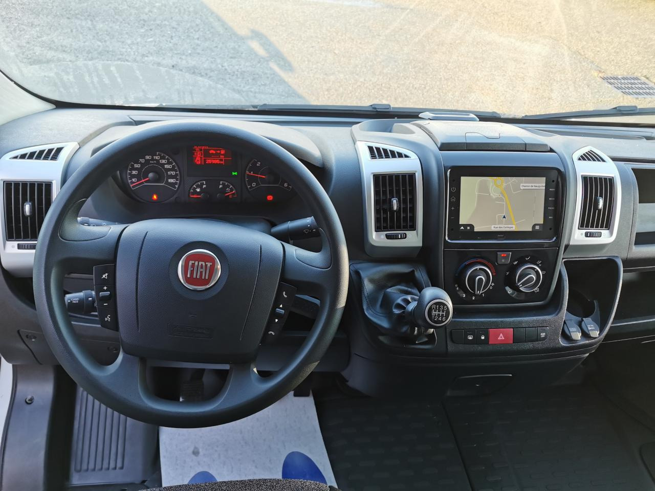 FIAT Ducato Maxi HD 3.5 L 2.2 Multijet 3 - 140 III TRANSPORTS SPECIFIQUES Grand Volume 20m3 + hayon 750 - Επαγγελματικό αυτοκίνητο κόφα: φωτογραφία 4 FIAT Ducato Maxi HD 3.5 L 2.2 Multijet 3 - 140 III TRANSPORTS SPECIFIQUES Grand Volume 20m3 + hayon 750 - Επαγγελματικό αυτοκίνητο κόφα: φωτογραφία 4