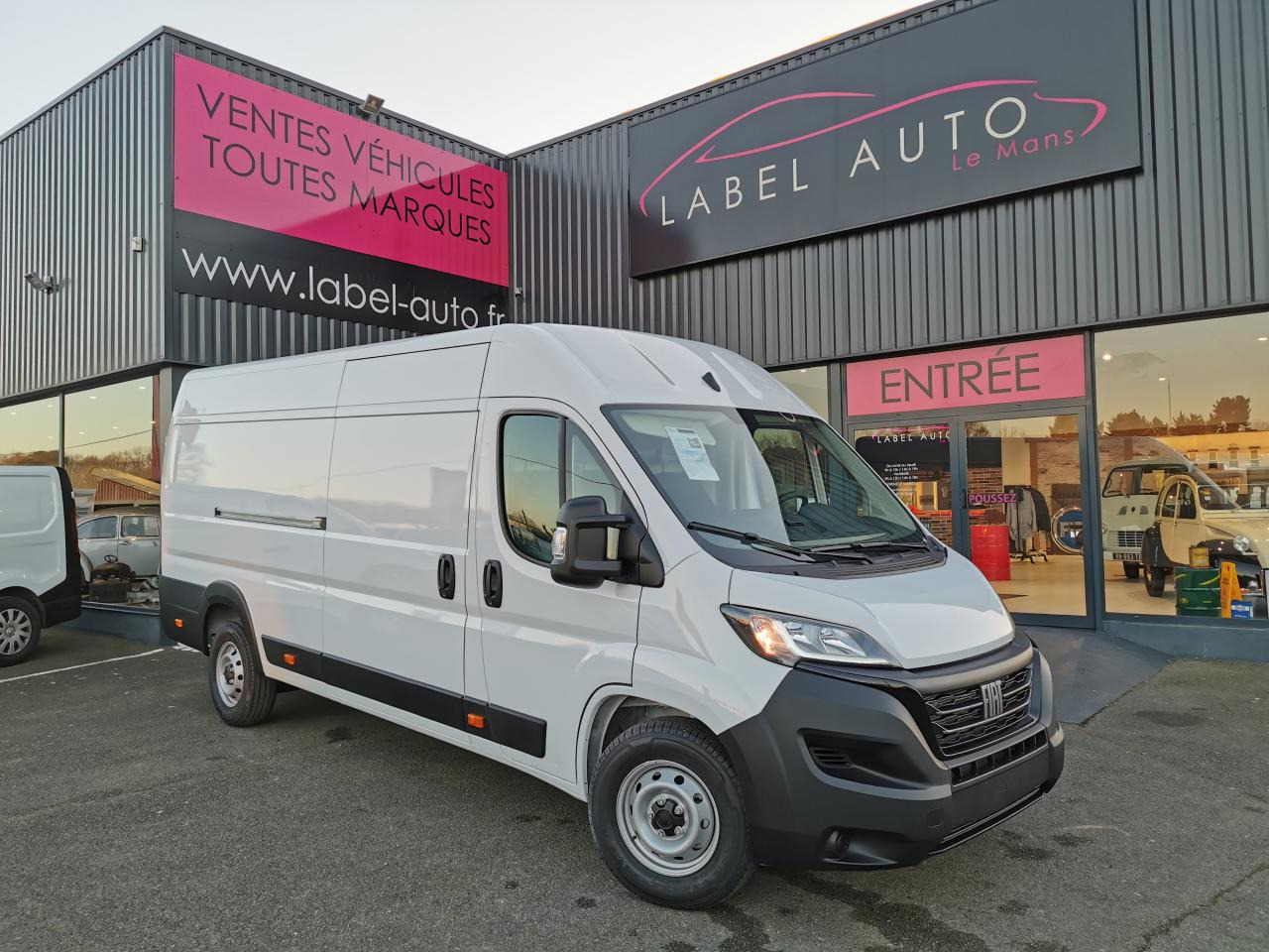 FIAT Ducato Tôlé Maxi 3.5 XL H2 2.2 - 140 S&S III FOURGON TOLE Fourgon Tôlé - Βαν: φωτογραφία 1 FIAT Ducato Tôlé Maxi 3.5 XL H2 2.2 - 140 S&S III FOURGON TOLE Fourgon Tôlé - Βαν: φωτογραφία 1