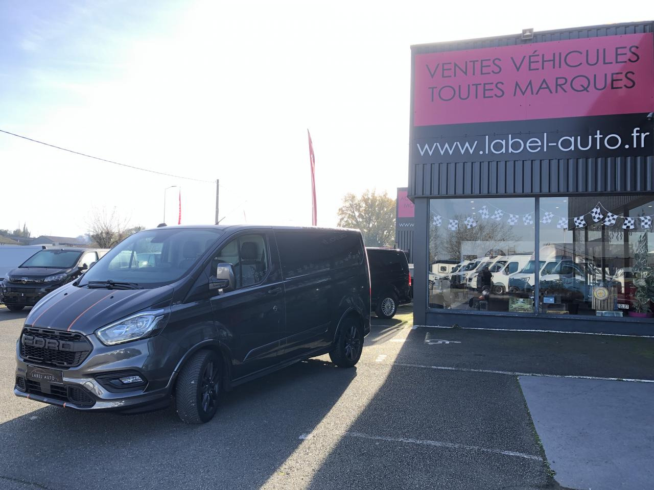 FORD Transit Custom 2.0 TDCi - 170 - BVA S&S TRANSIT CUSTOM FOURGON Fourgon 290 L1H1 Sport PHASE 2 - Βαν: φωτογραφία 5 FORD Transit Custom 2.0 TDCi - 170 - BVA S&S TRANSIT CUSTOM FOURGON Fourgon 290 L1H1 Sport PHASE 2 - Βαν: φωτογραφία 5