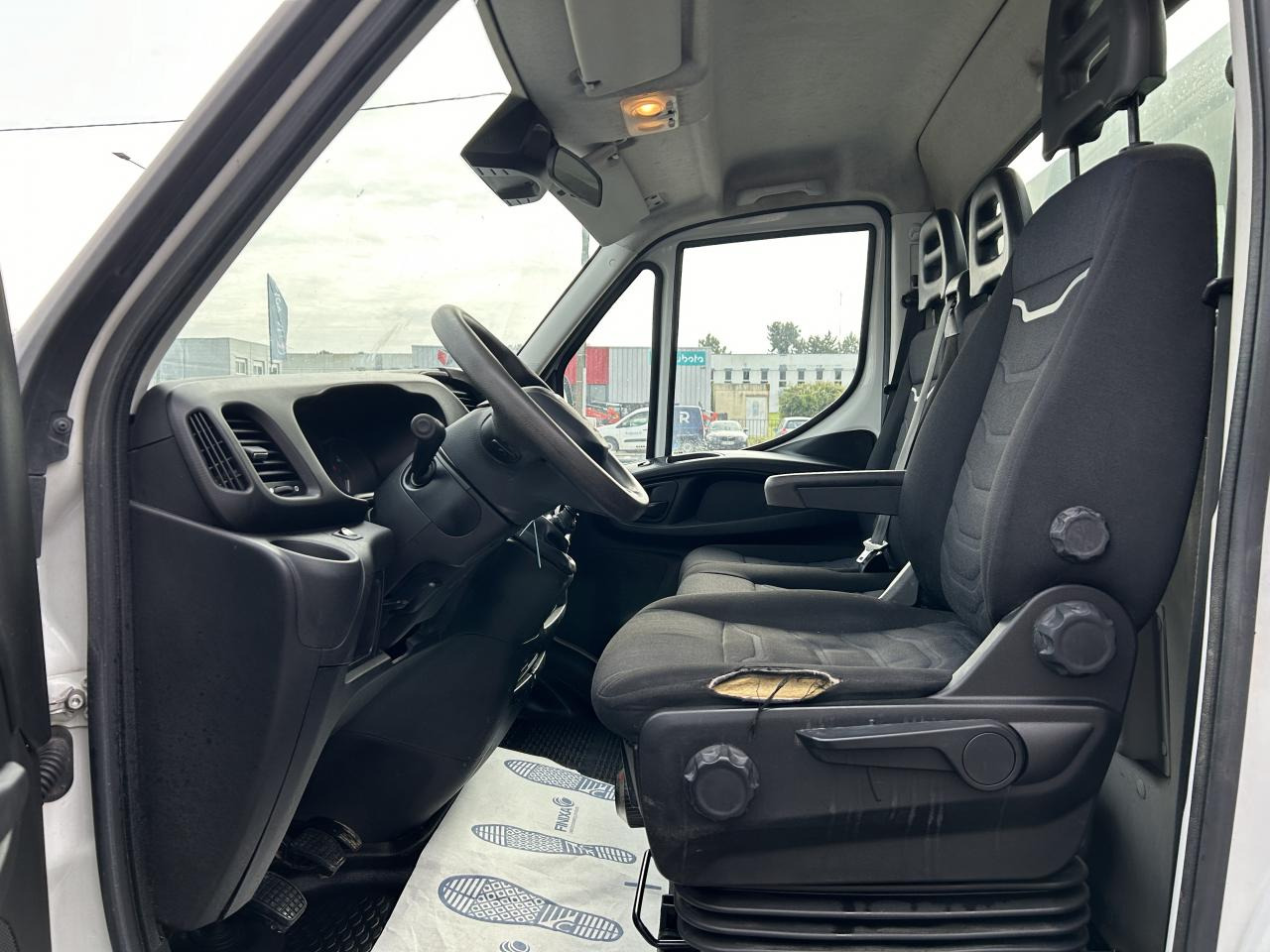 IVECO Daily 35 C 14 S&S (Quad-Leaf) CHASSIS CABINE 2014 35C/35S Chassis cabine 35 C Epmt.3.75 PHASE 3 - Όχημα με ανατρεπομενη καροτσα: φωτογραφία 5 IVECO Daily 35 C 14 S&S (Quad-Leaf) CHASSIS CABINE 2014 35C/35S Chassis cabine 35 C Epmt.3.75 PHASE 3 - Όχημα με ανατρεπομενη καροτσα: φωτογραφία 5