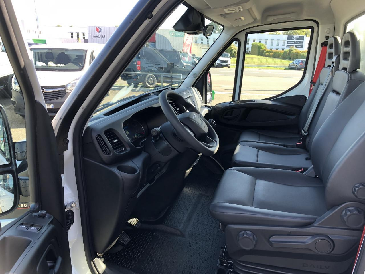 Νέα Όχημα με ανατρεπομενη καροτσα IVECO Daily 35 C 16H BENNE + COFFRE 3.0 160CH: φωτογραφία 6