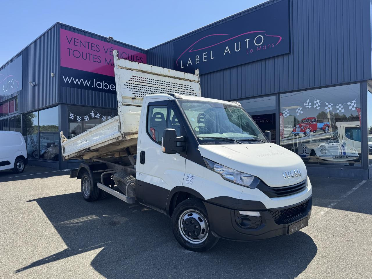 Iveco Daily IVECO 35 C 12 BENNE RJ 2.3 120 CH - Όχημα με ανατρεπομενη καροτσα: φωτογραφία 2 Iveco Daily IVECO 35 C 12 BENNE RJ 2.3 120 CH - Όχημα με ανατρεπομενη καροτσα: φωτογραφία 2