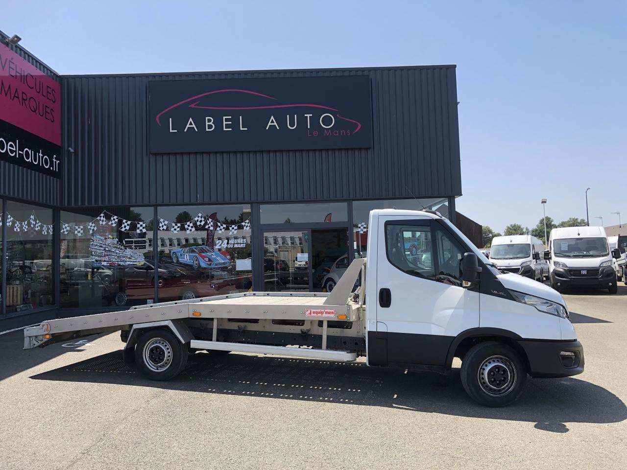Iveco Daily IVECO PORTE VOITURE DEPANNEUSE 35 S 16 3L0 160 CH EMPATTEMENT 4100 PLATEAU FIX'ALU EQUIP'M - Φορτηγό αυτοκινητάμαξα: φωτογραφία 1 Iveco Daily IVECO PORTE VOITURE DEPANNEUSE 35 S 16 3L0 160 CH EMPATTEMENT 4100 PLATEAU FIX'ALU EQUIP'M - Φορτηγό αυτοκινητάμαξα: φωτογραφία 1