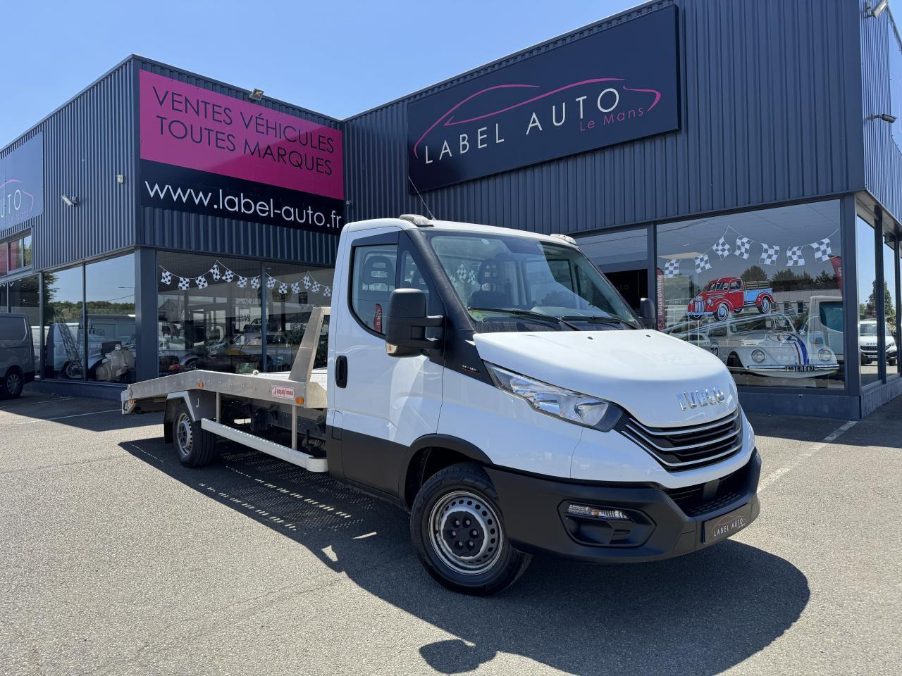 Iveco Daily IVECO PORTE VOITURE DEPANNEUSE 35 S 16 3L0 160 CH EMPATTEMENT 4100 PLATEAU FIX ALU EQUIP - Φορτηγό ρυμούλκησης: φωτογραφία 2 Iveco Daily IVECO PORTE VOITURE DEPANNEUSE 35 S 16 3L0 160 CH EMPATTEMENT 4100 PLATEAU FIX ALU EQUIP - Φορτηγό ρυμούλκησης: φωτογραφία 2
