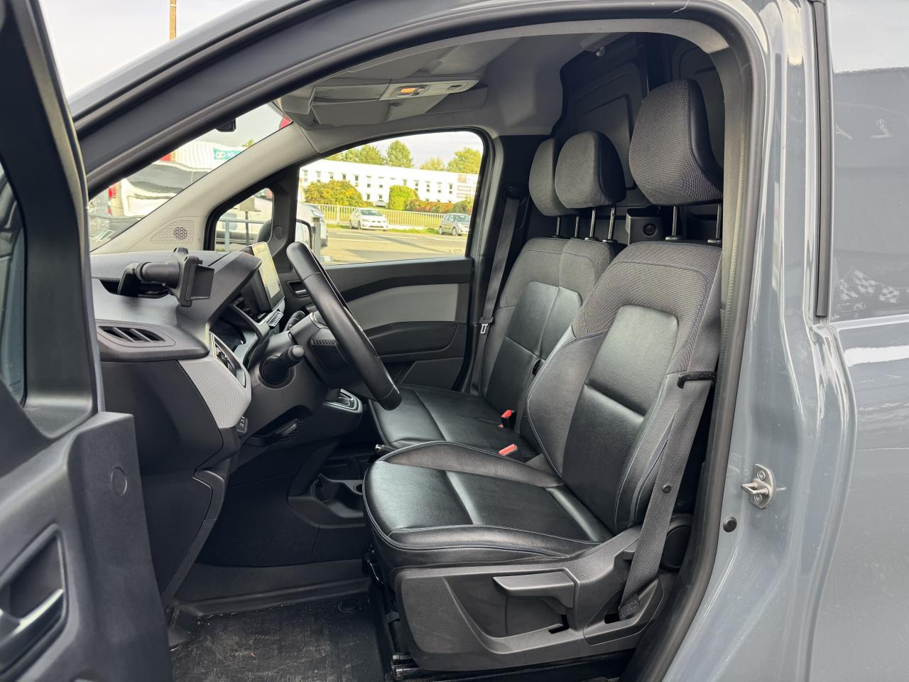 NISSAN Townstar L1 1.3 Tce - 130 FOURGON N-Connecta L1 - Βαν: φωτογραφία 5 NISSAN Townstar L1 1.3 Tce - 130 FOURGON N-Connecta L1 - Βαν: φωτογραφία 5