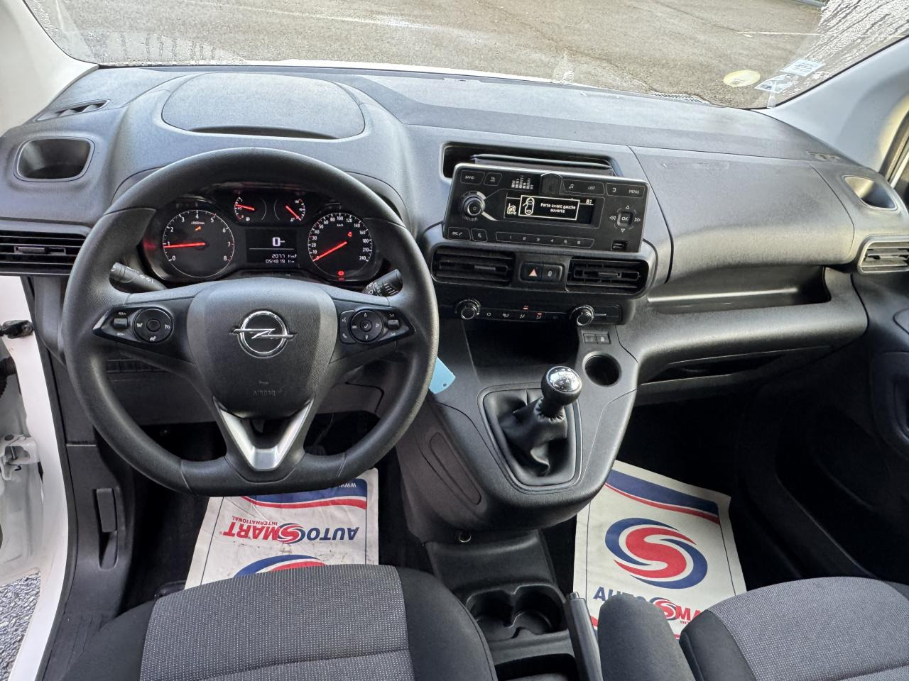 OPEL COMBO M 1.5 HDI 100CH FRIGORIFIQUE - Βαν: φωτογραφία 3 OPEL COMBO M 1.5 HDI 100CH FRIGORIFIQUE - Βαν: φωτογραφία 3