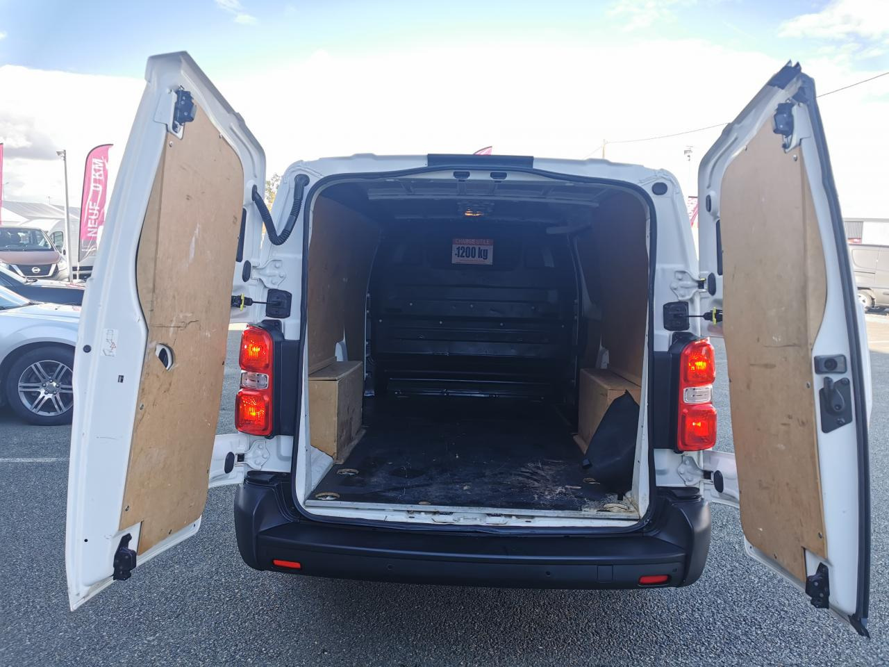 PEUGEOT EXPERT LONG 2.0 HDI 145CH ASPHALT - Βαν: φωτογραφία 5 PEUGEOT EXPERT LONG 2.0 HDI 145CH ASPHALT - Βαν: φωτογραφία 5