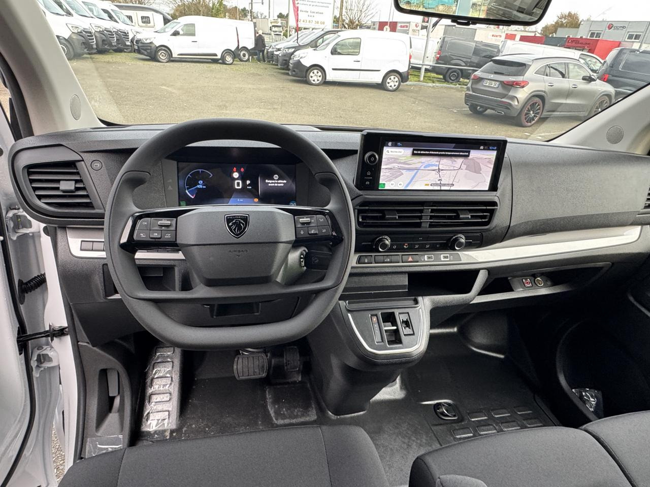 PEUGEOT Expert M 2.0 BlueHDi - 180 S&S - BV EAT8 III FOURGON Fourgon PHASE 2 - Βαν: φωτογραφία 5 PEUGEOT Expert M 2.0 BlueHDi - 180 S&S - BV EAT8 III FOURGON Fourgon PHASE 2 - Βαν: φωτογραφία 5